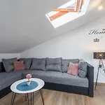 アパート Modernes Nur 250 Meter Zum Mit Privatem Balkon, Grill, Wifi ポレッチ