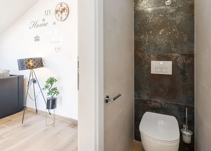 Modernes Nur 250 Meter Zum Mit Privatem Balkon, Grill, Wifi * Пореч