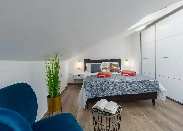 Modernes Nur 250 Meter Zum Mit Privatem Balkon, Grill, Wifi Appartamento *