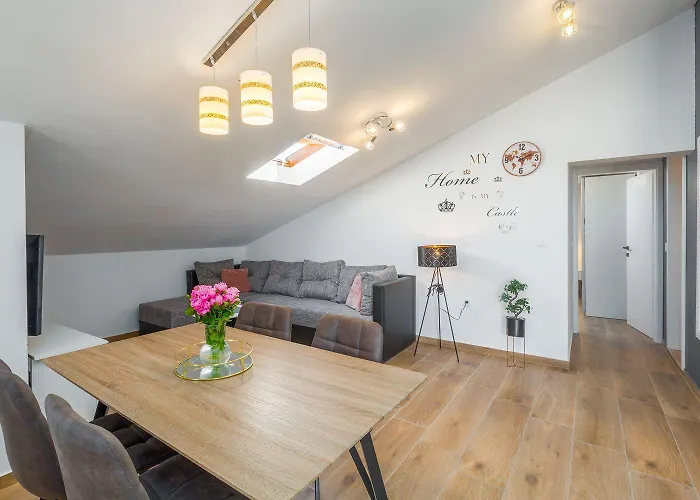Modernes Nur 250 Meter Zum Mit Privatem Balkon, Grill, Wifi Daire